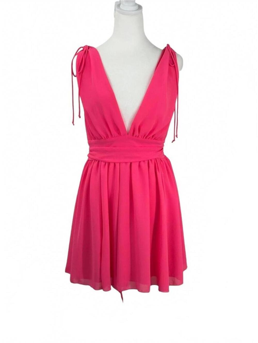 Lucy in the Sky Ysabel Pink Homecoming Mini Formal Flowy Dress, size medium.